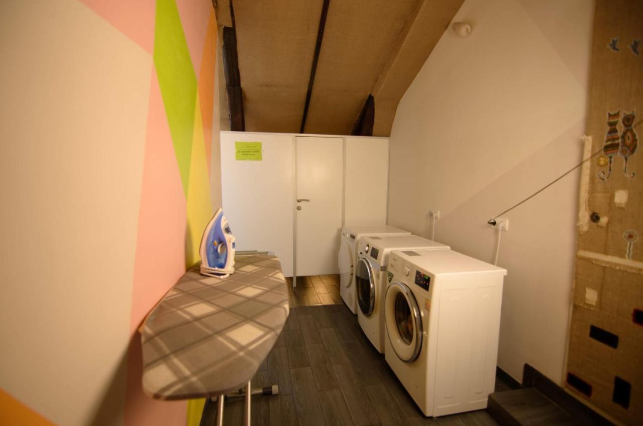 Lucky Hostel На Крещатике Kiev Exterior foto